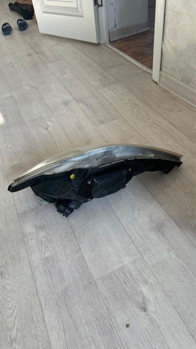 Estima фара Естима 2004