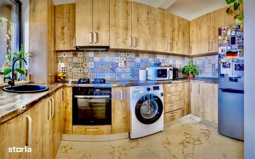 Apartament 5 camere, tip duplex, 2 locuri de parcare, 2 bai, Pacurari