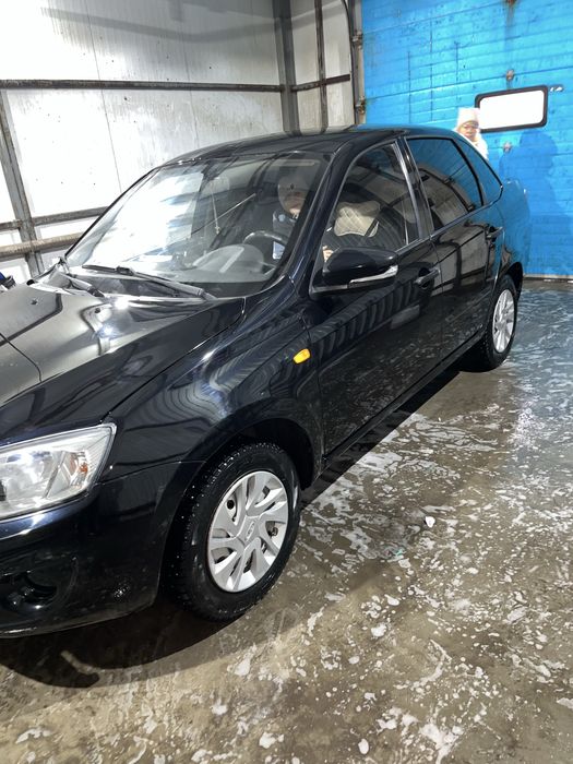 Продам Lada Granta 21900