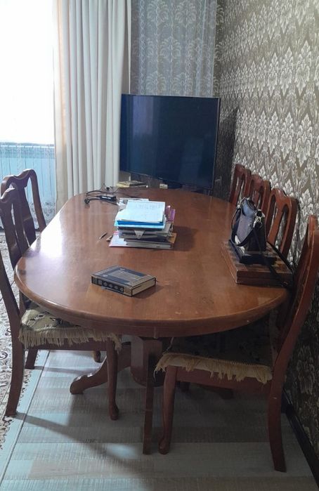 Продам стол, диван и др.