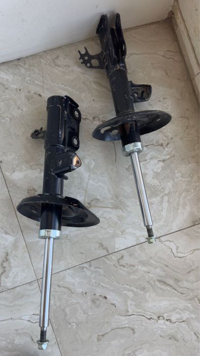 Амортизатор camry,lexus