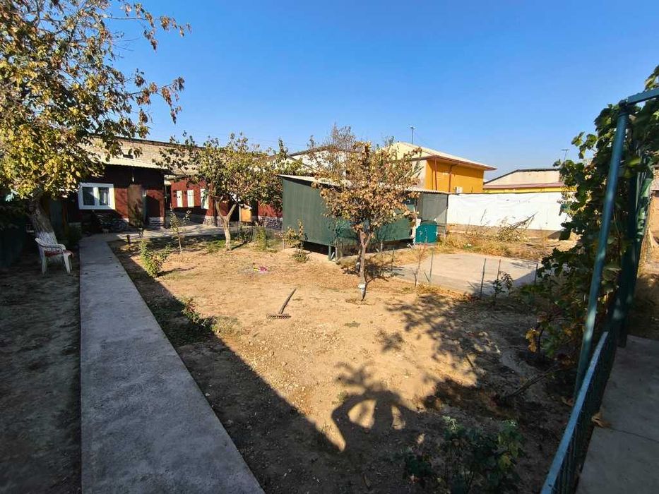 Bektemir tumanidagi 7,5 sotixli uy sotilmoqda