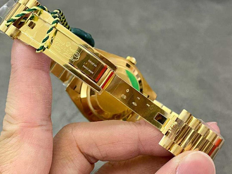 rolex day-date 40mm златен/черен циферблат