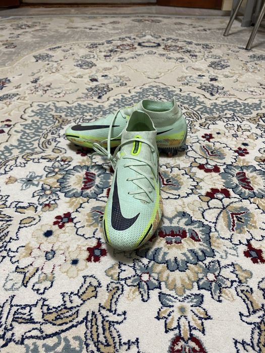 Бутсы 42 размер