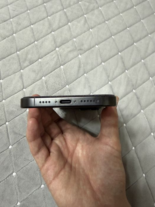 Продам iphone 16 pro max