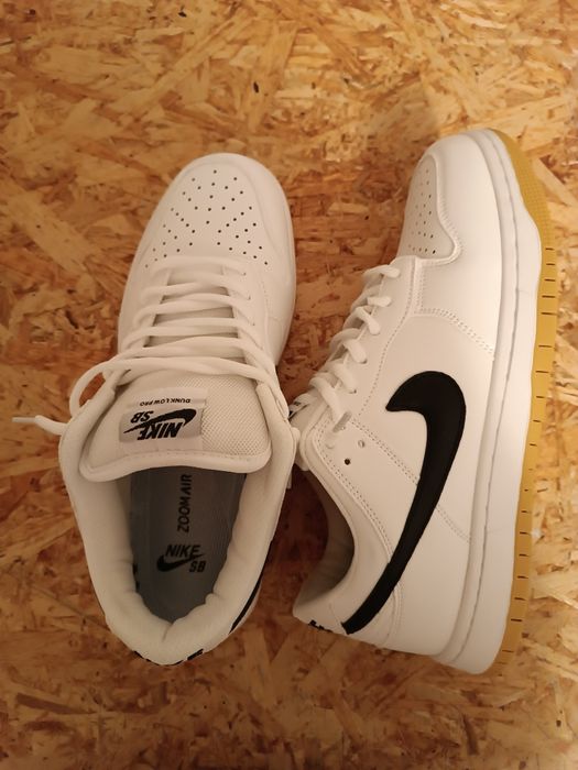 Nike sb dunk white gum