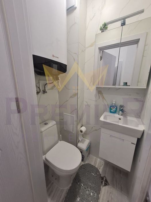 Дава се под наем Тристаен апартамент в Варна, Център - 80 кв.м за 850 € - Снимка #7