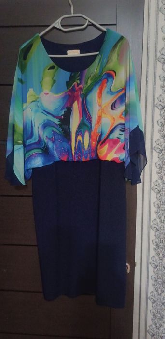 Срочно продам, платье для мероприятия!