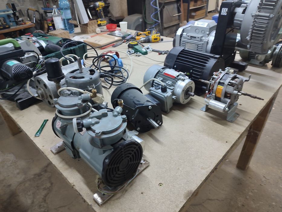 Pompa vacuum,motoare 220/380,circular,compresor, freza bosch