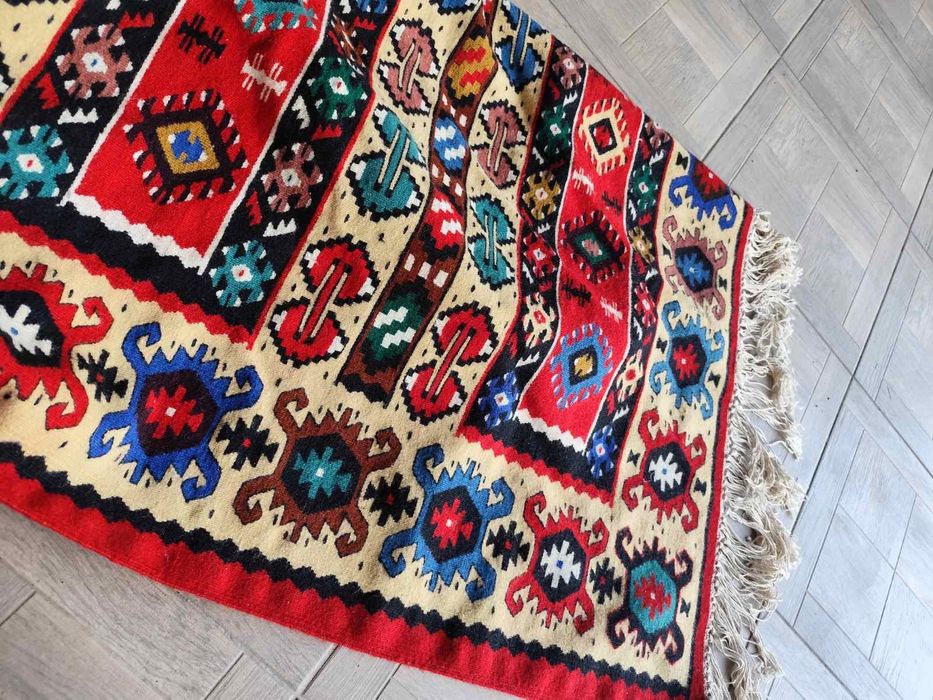 Чипровски килим, чисто нов