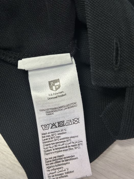 Tricou polo U.S. Polo Assn. Slim Fit original – Negru cu detalii verzi