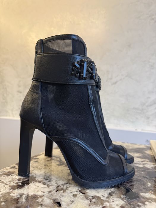 Боти KARL Lagerfeld 37