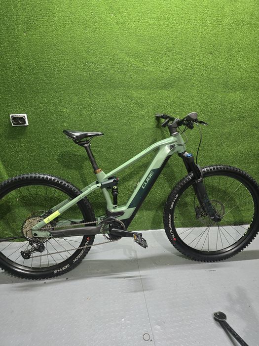 електрически планински велосипед с пълно окачване (e-MTB Fully)  CUBE Stereo Hybrid bosch performance line cx