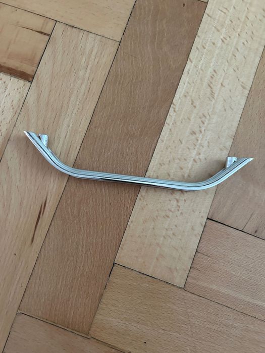 Дръжки за кухненски шкафове