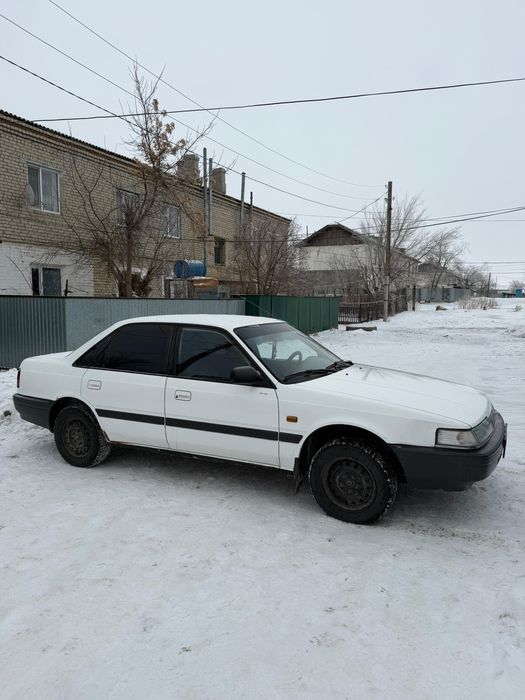 Машина Mazda продается