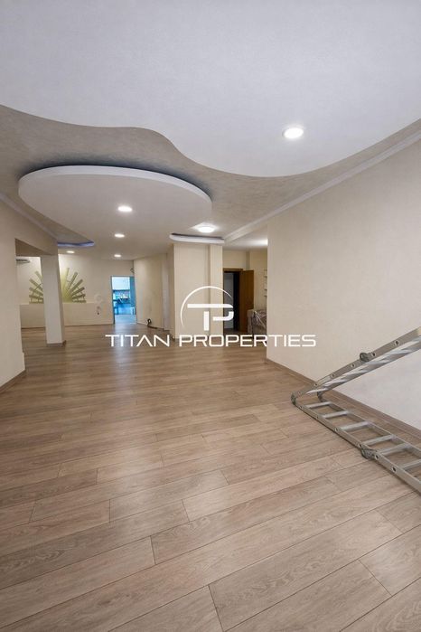 Дава се под наем Заведение в Пловдив, Център - 90 кв.м за 1350 € - Снимка #2