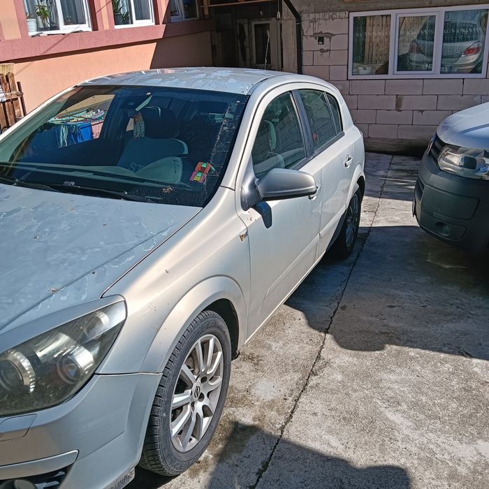 Vând Opel Astra h
