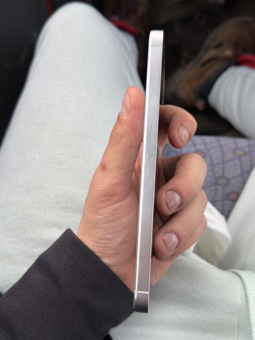 Samsung s24 plus folosit 2 luni de zile l am luat ca nou