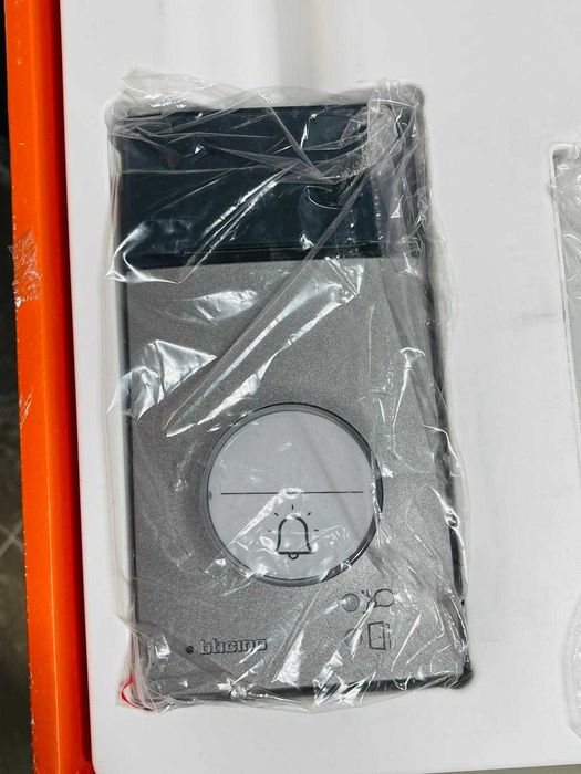 Kit interfon BTICINO 363911, camera video 300 x13e și linie 3000 badge