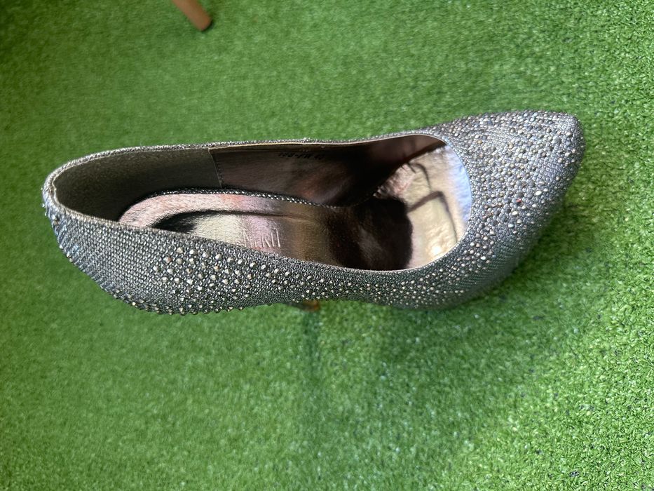 Обувки за официален повод или бал