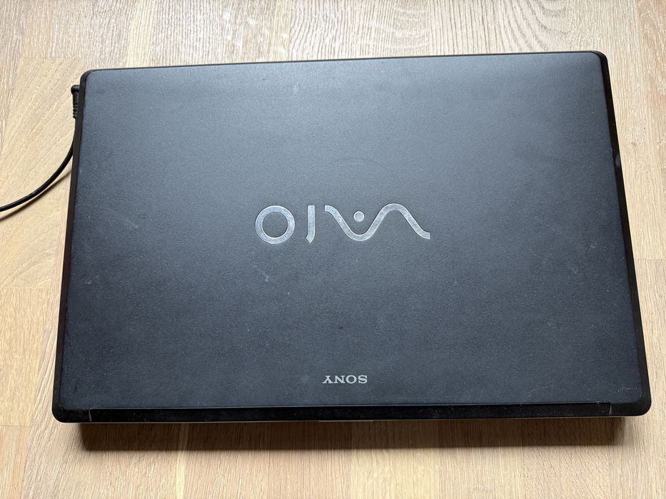 Laptop Sony Vaio seria AW 18”