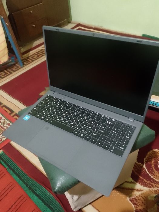 Ноутбук игровой смарт теч сотилади янги