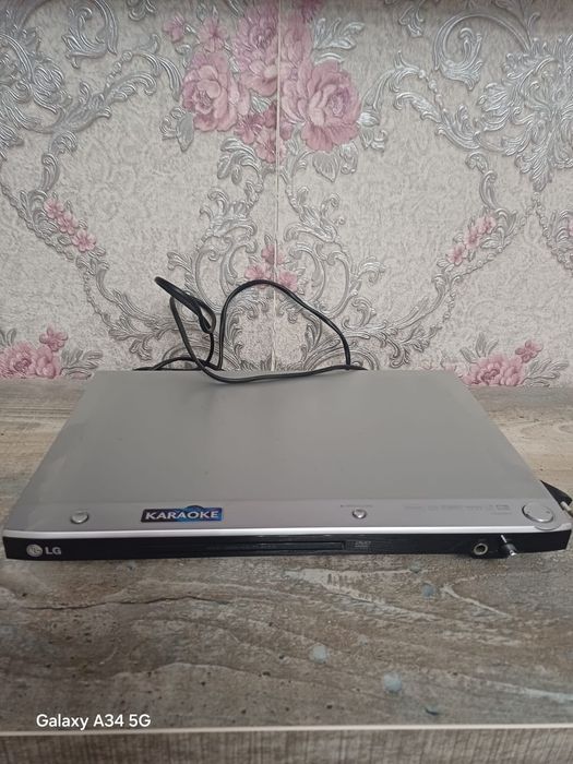 Продаётся DVD караоке LG