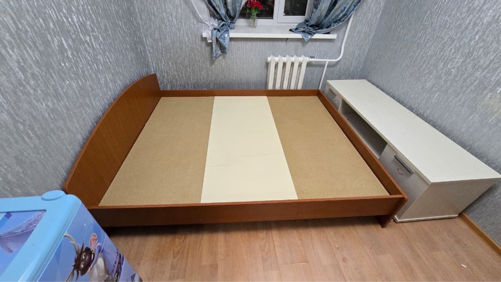 Продам кровать 2 спальное 160*200