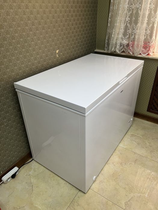 Срочно продам морозилку 290л