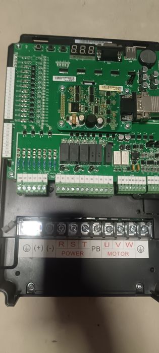 Преоброзователь частотный 7.5 кв