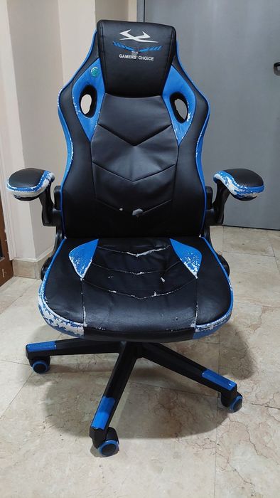 Продавам Геймърски стол