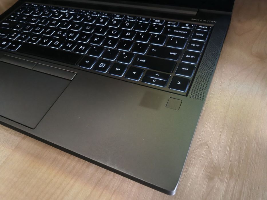 Ноутбук HP ZBook Firefly 14 G8 Ryzen 3 PRO 4450U