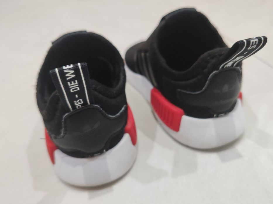 Детски маратонки Adidas номер 22