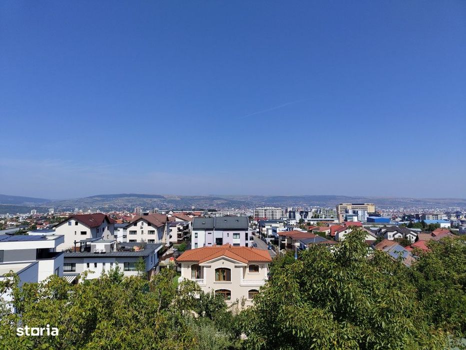 Casa cu panorama si curte generoasa - cartier Europa Cluj-Napoca