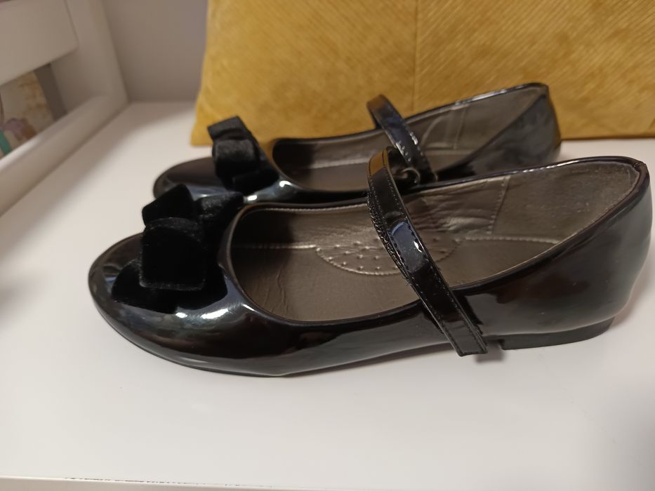 Pantofi fetiță mărimea 34