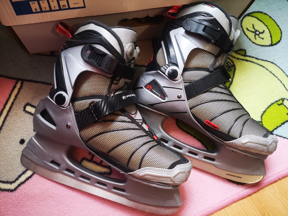 Patine Intersport marimea 41