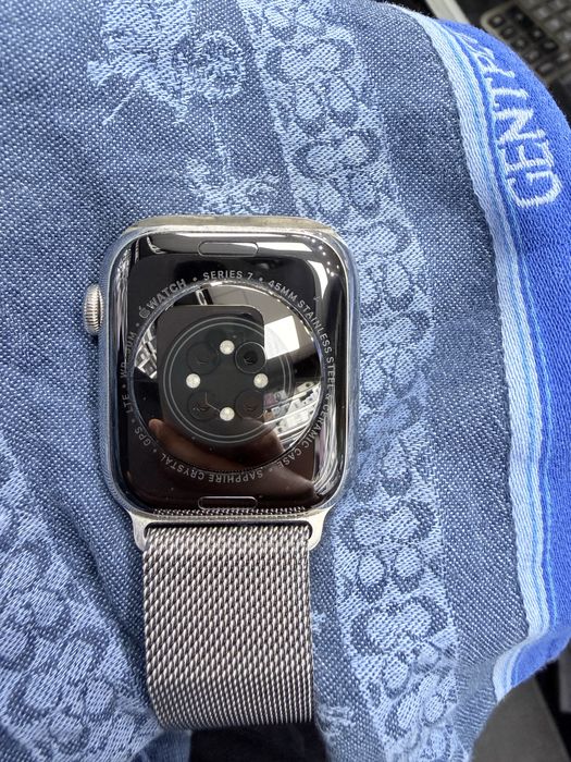 Apple watch series 7/45 silver titanium