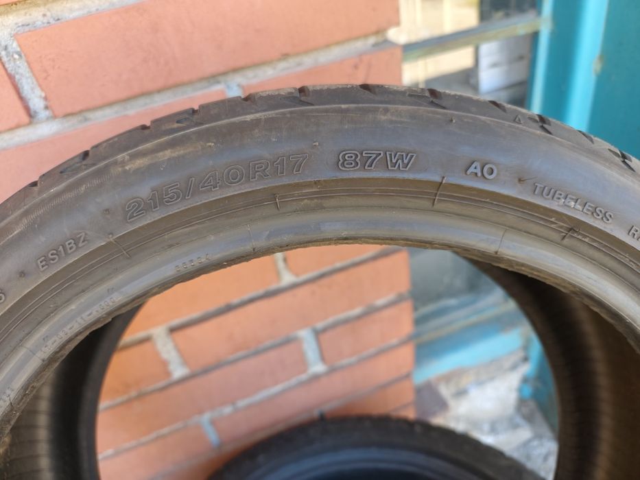 2бр. Летни гуми 215/40/17  Bridgestone