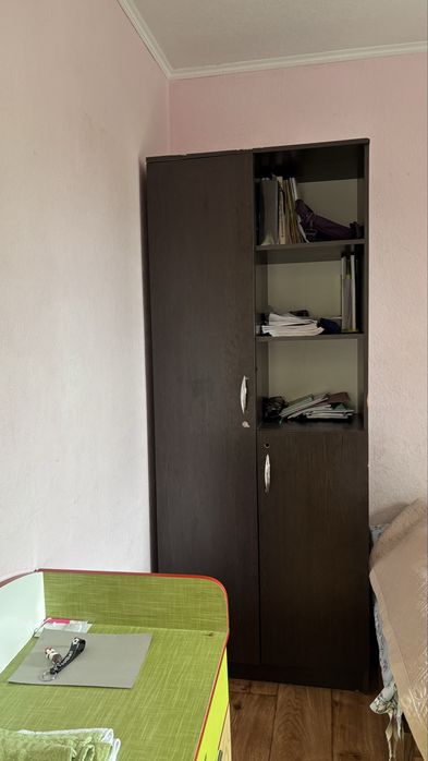Срочно продам шкафы и кух. уголок