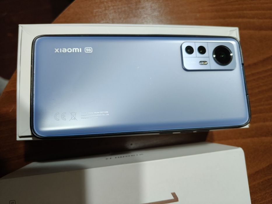 Като Нов! Xiaomi 12 8/256GB | Snapdragon 8 Gen 1 | AMOLED 120Hz | 50MP OIS | Harman Kardon |