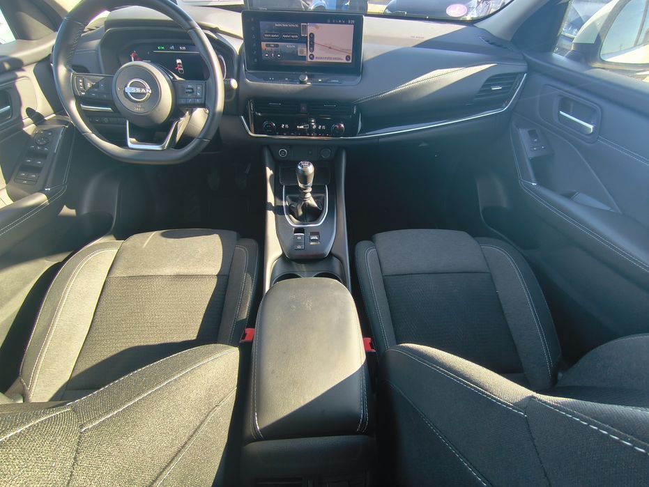 Nissan Qashqai 2023 1.3 manual