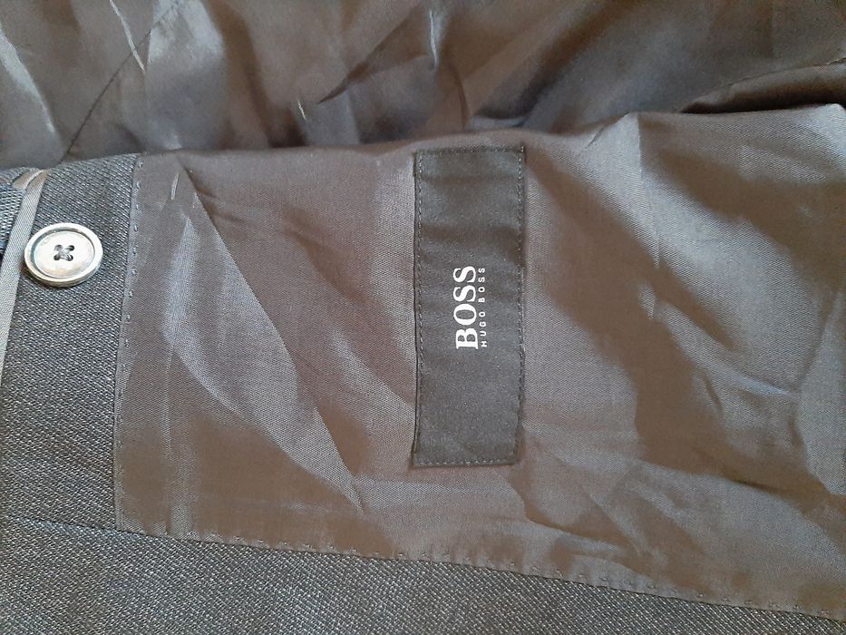 Sacou original HUGO BOSS marimea 52