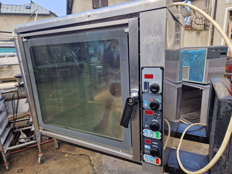 Cuptor electric cu convectie,  aparate de gatit electrice