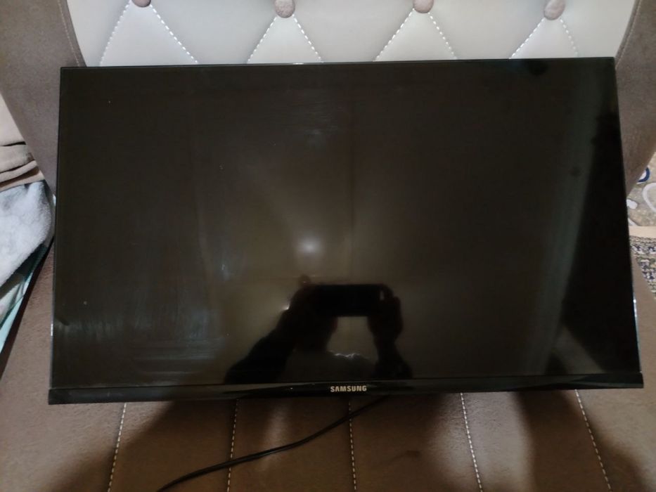 Продается плазменный телевизор Samsung 32  Smart tv