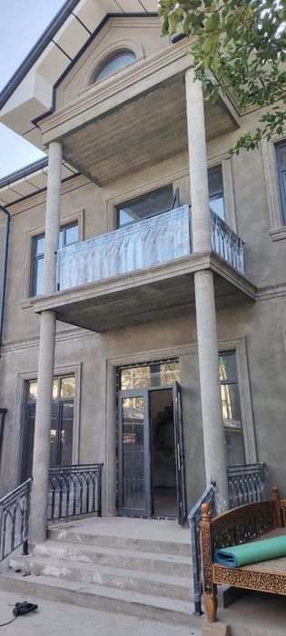 Do'rmonda 3 sotix hovli sotiladi