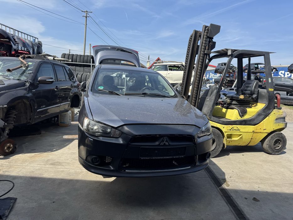 Fata completa bot mitsubishi Lancer 2010 motor 1,8 benzina