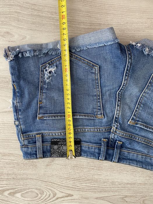 Pantaloni scurti dama Zara marime s