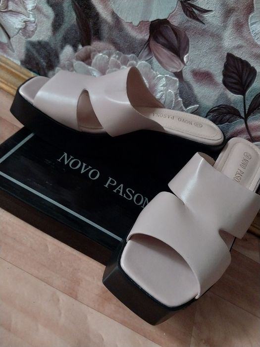 Летнии босоножки 38 размер