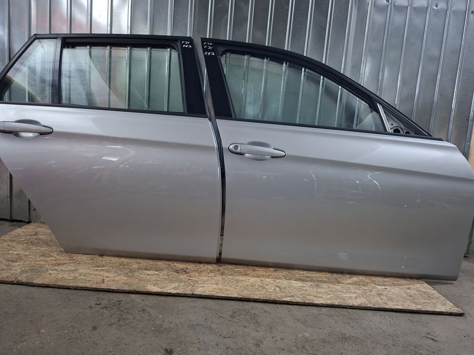 Usa fata BMW F30 F31 spate BMW F31 culoare A83 Glacier Silver Matallic