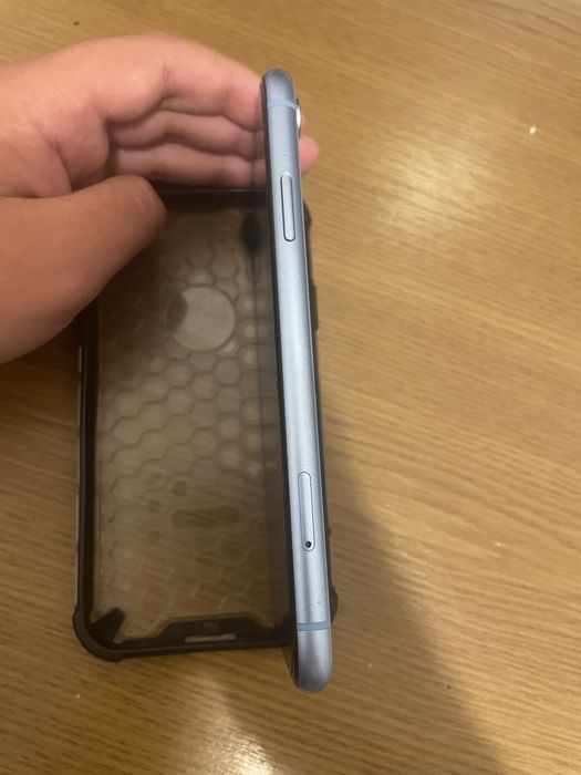 Vând IPhone XR stare bună